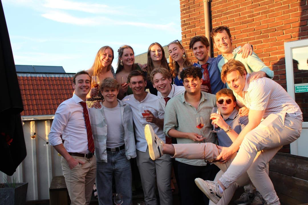 Ongemeubileerde Kamer Deurningerstraat, Enschede - Te Huur