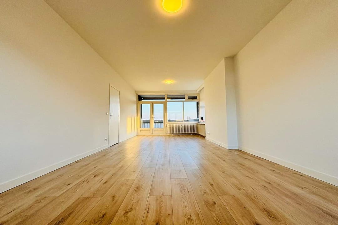 4-Kamer Appartement Stokroosstraat 267, Den Haag - Te Huur