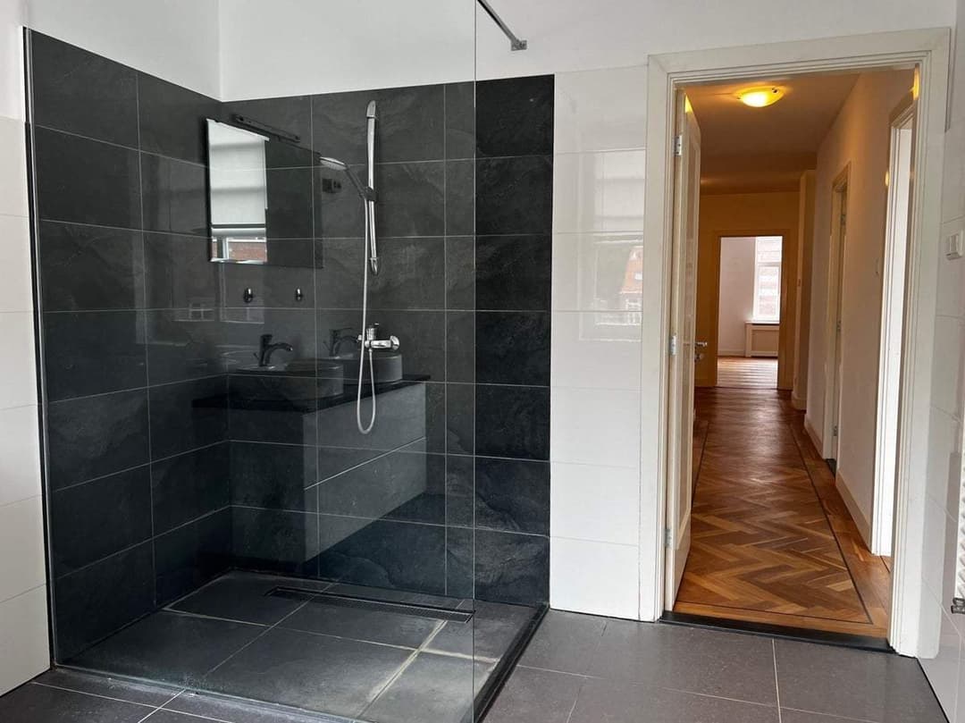 Flat Laan van Meerdervoort 52 4, The Hague - For Rent