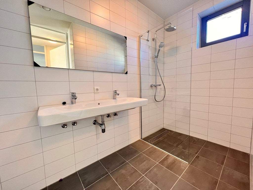 Flat Roentgenstraat, Rotterdam - For Rent