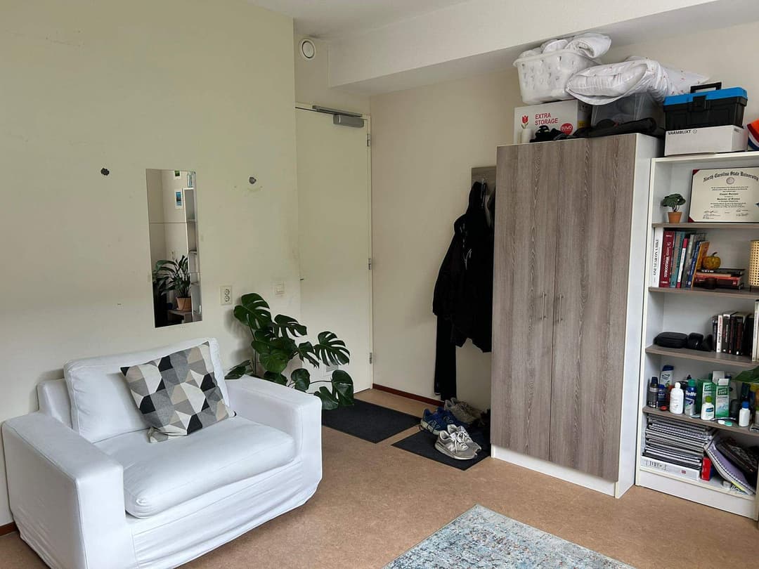 Furnished Room Michiel de Ruyterweg, Delft - For Rent