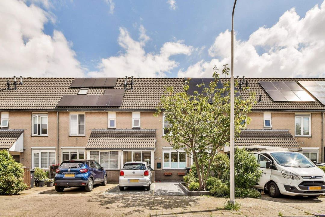 Single-family House Hendrikstraat 19, Aalsmeer - For Rent