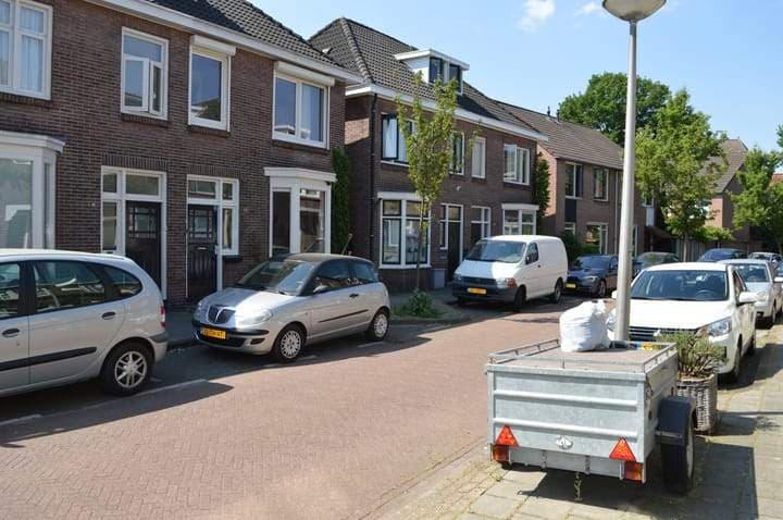 Semi-Detached House De Vluchtestraat 40, Enschede