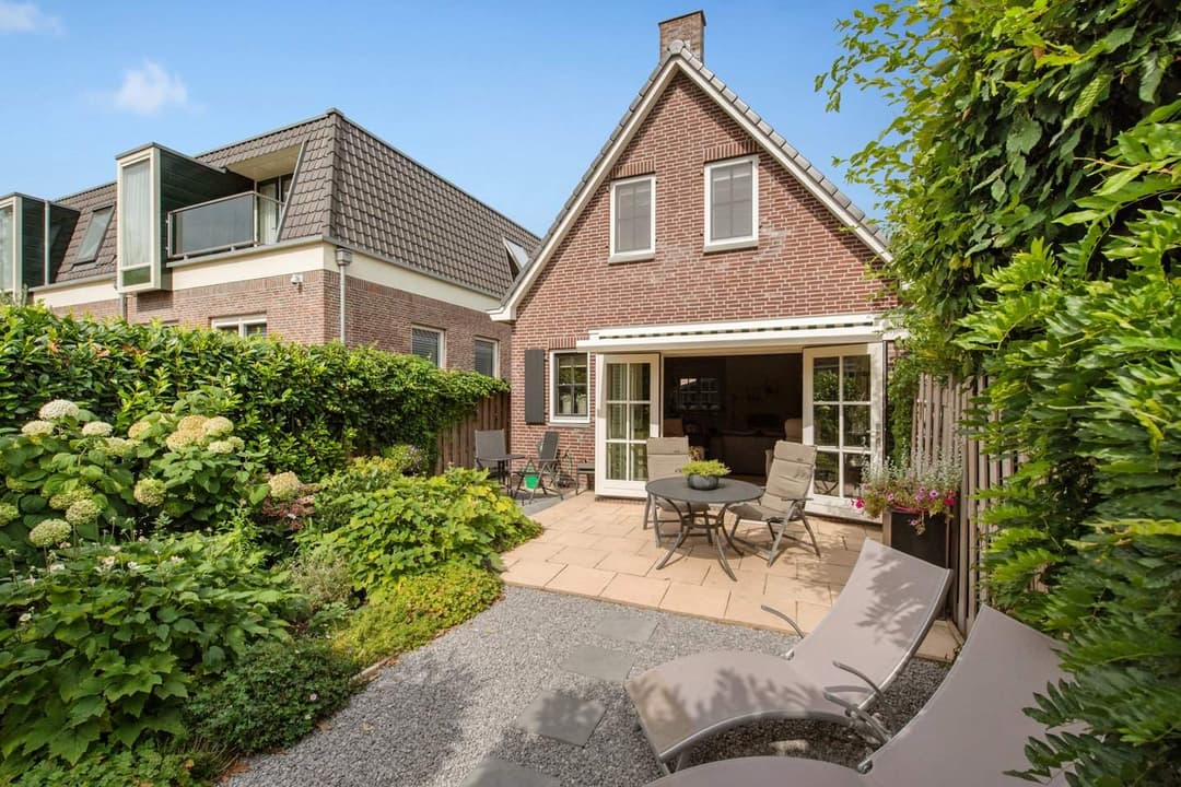 Maison Semi-Détachée au Bord de l'Eau, NieuwDorpsstraat 182, Nootdorp - À Louer
