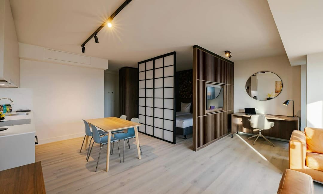 Appartement Laan van De Helende Meesters, Amstelveen - Te Huur