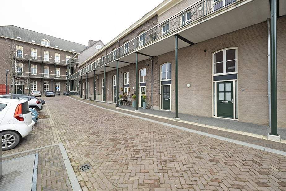 Appartement Saint Louisplein, Oudenbosch - À Louer