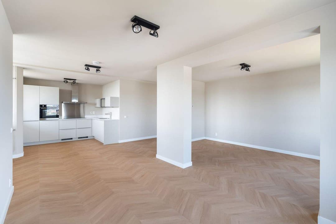 Appartement Van Hogenhoucklaan 97, Den Haag - Te Huur