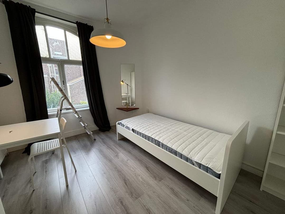 Chambre Herbenusstraat, Maastricht - À Louer