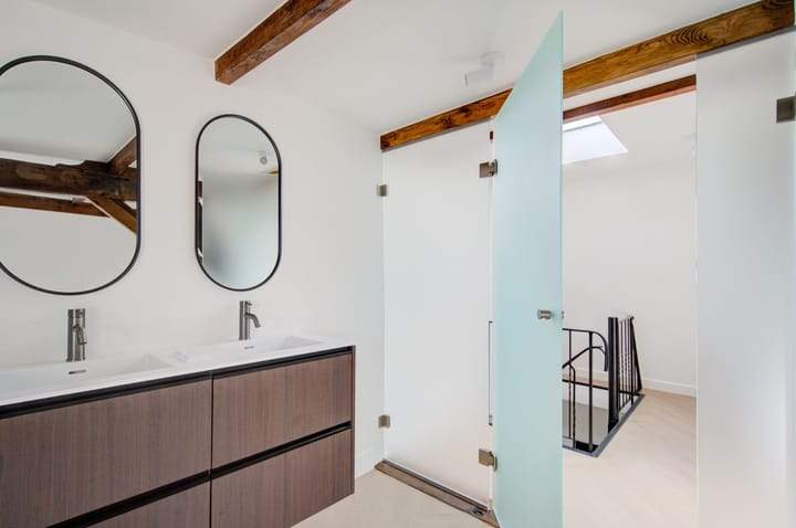 Nieuwegracht 56, Utrecht - Duplex Apartment (Top Two Floors)