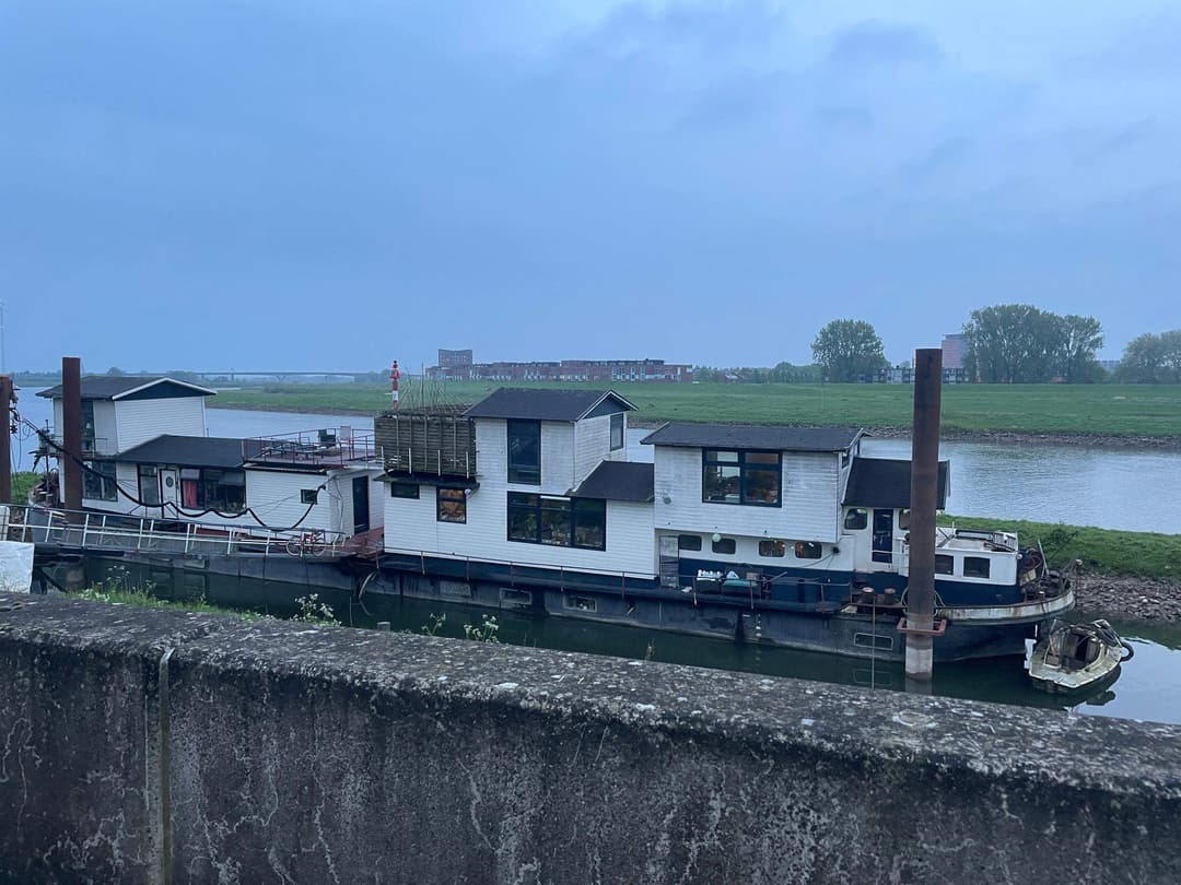 Kamer te Huur Westervoortsedijk, Arnhem - Houseboat