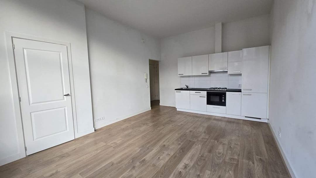 Flat Regentesselaan, Den Haag - Te Huur