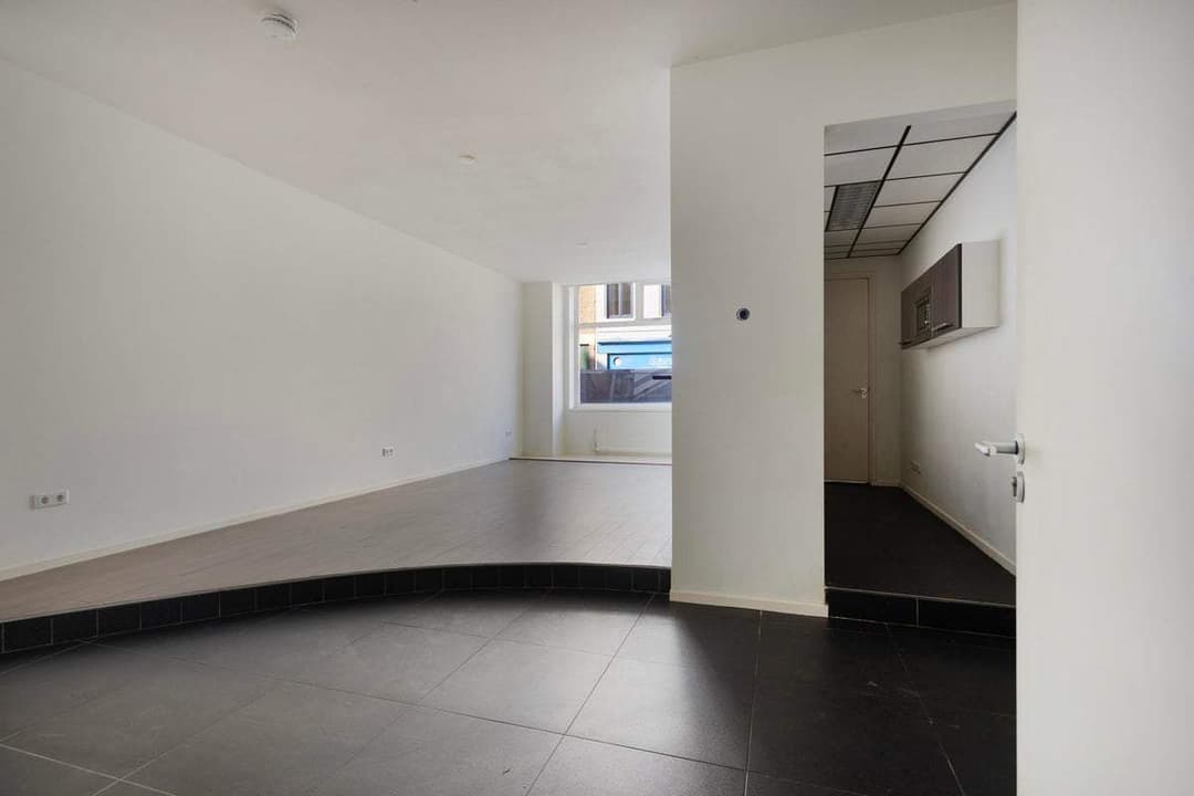 Studio Veldstraat 14 B, Roermond - For Rent