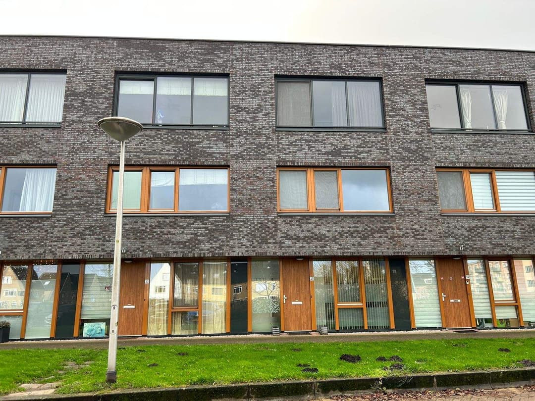 Family House Buitenhof 321421 LB Uithoorn - Te Huur