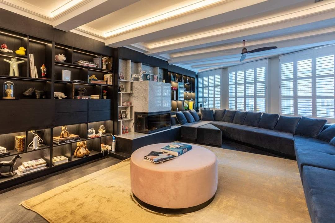 Flat Nieuwezijds Voorburgwal, Amsterdam - For Rent