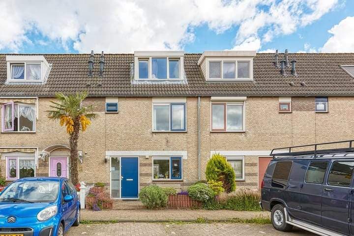 Familiehuis aan Vogelmelk, Nootdorp - Te huur