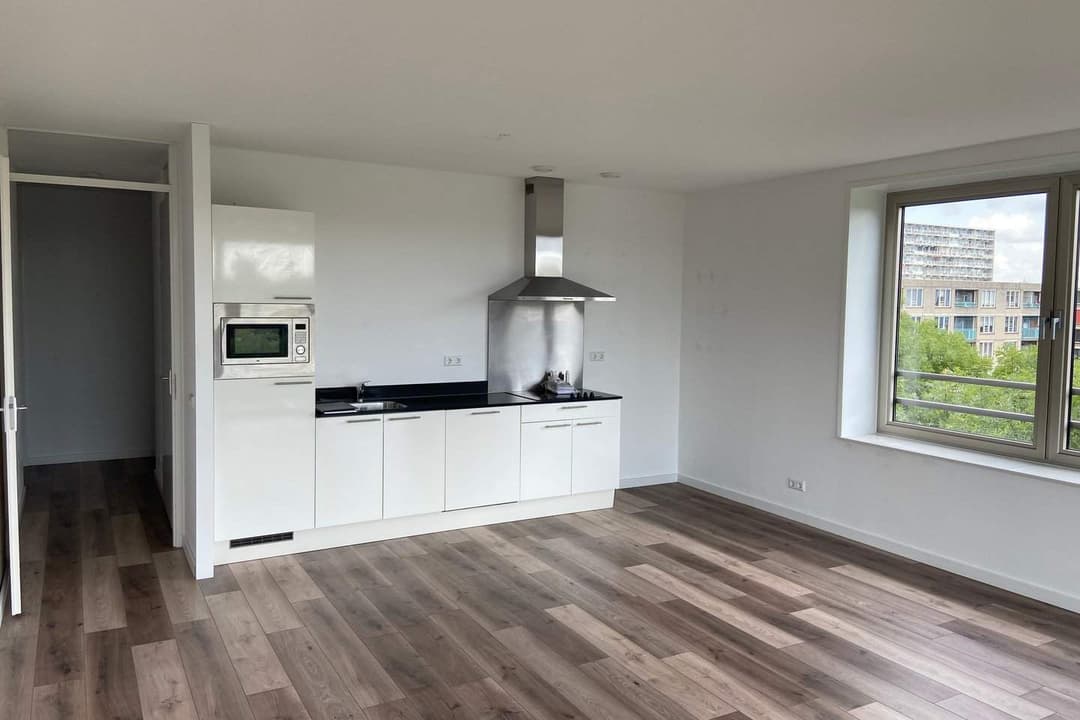 Flat Vlamenburg 10-G, Den Haag - Te Huur