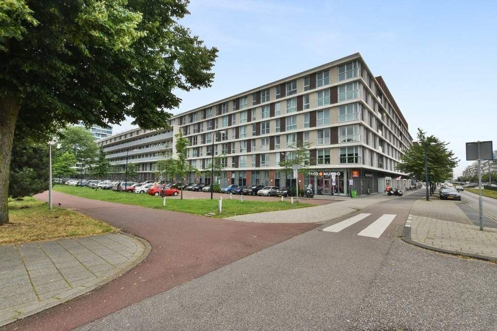 Pieter Calandlaan 759, Amsterdam Nieuw-West — 3-slaapkamerappartement