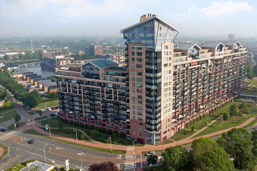 Appartement Zonnesteintoren, Zwijndrecht - Te Huur