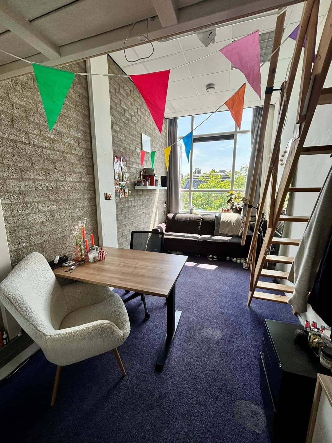 Gemeubileerde Kamer Herebinnensingel, Groningen - Te Huur