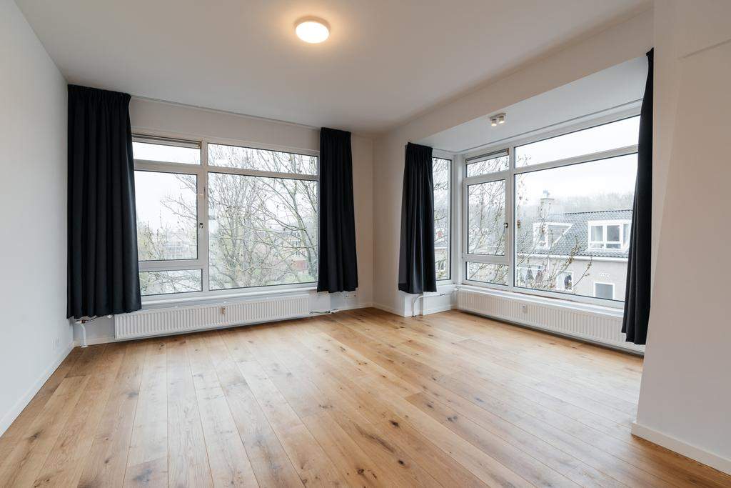 Flat Thérèse Schwartzestraat 20, Den Haag - Te Huur