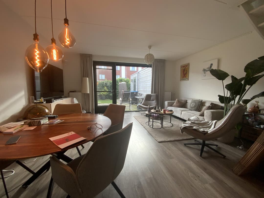 Vogelvlucht 77, Apeldoorn - Terraced House