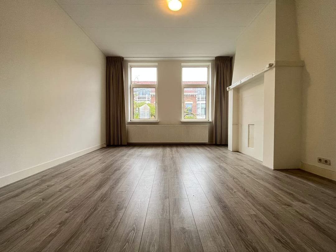Flat Nieuwe Binnenweg 448 A, Rotterdam - For Rent