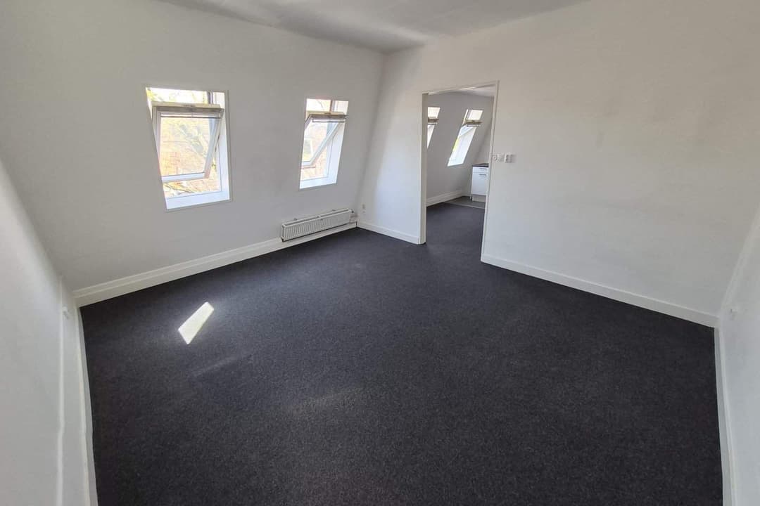Apartment Thomas a Kempisstraat 70-B, Zwolle - For Rent