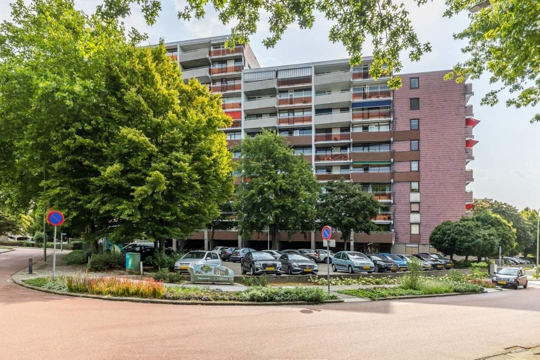 Flat De Heugden 79, Heerlen - For Rent