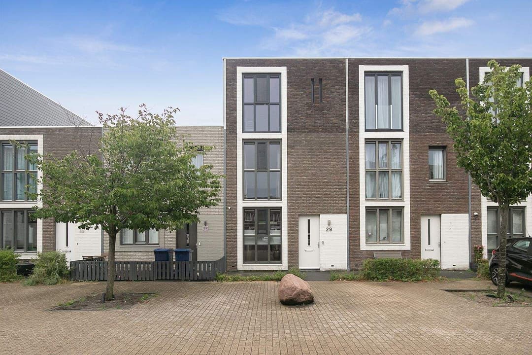 Iskurstraat 29, 1363 RC Almere - Gezinswoning - Te Huur