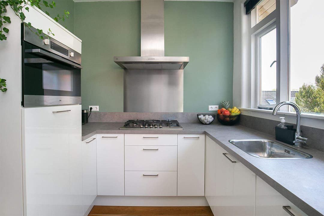 Furnished Room at Breeplein, Rotterdam - For Rent