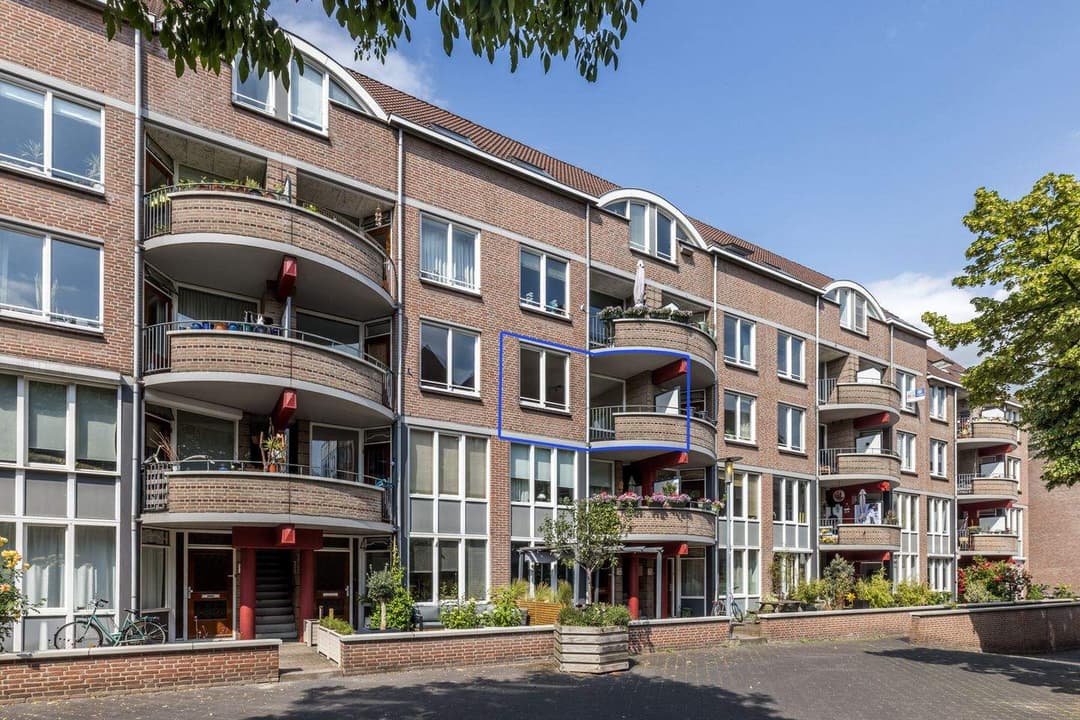 Maastrichter Grachtstraat 24-C, Maastricht — Maisonette