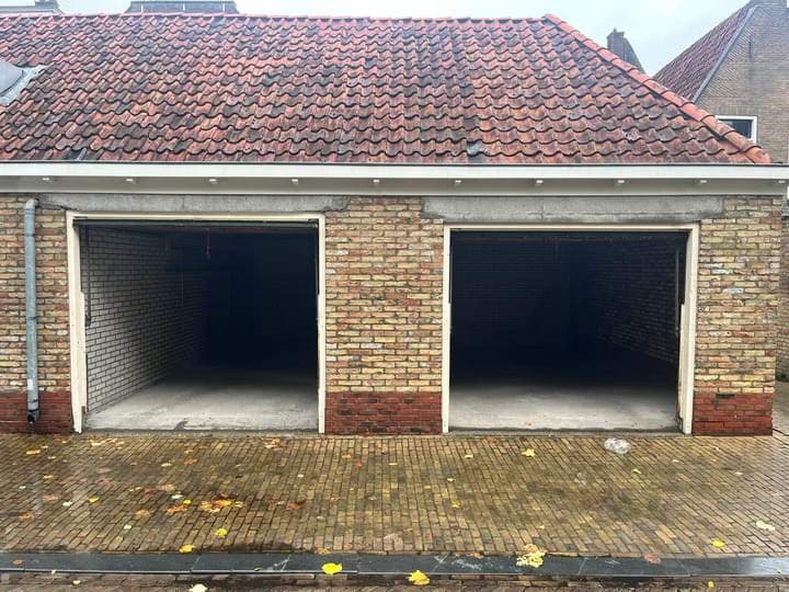 Double Garage at Sint Martiniplantsoen, Franeker - For Rent