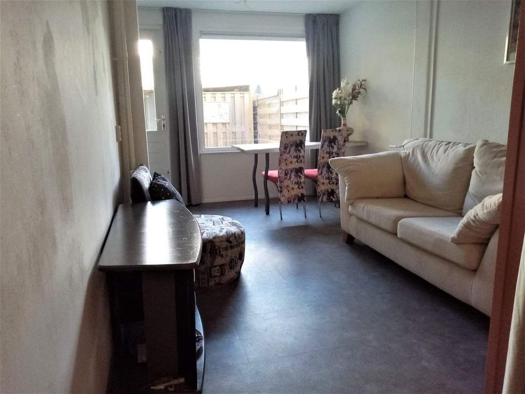 Flat Gelderse Hoek, Lelystad (Zuiderzeelaan) — Erdgeschosswohnung