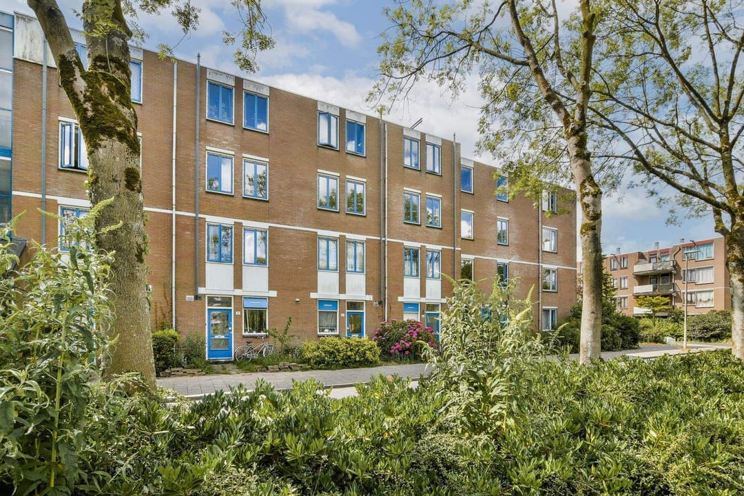 Schalkwijkpad 53, 1107 JM Amsterdam - 3-slaapkamerappartement