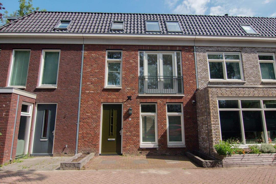 Amstelstraat 27, 1823 EV Alkmaar - Casa familiar