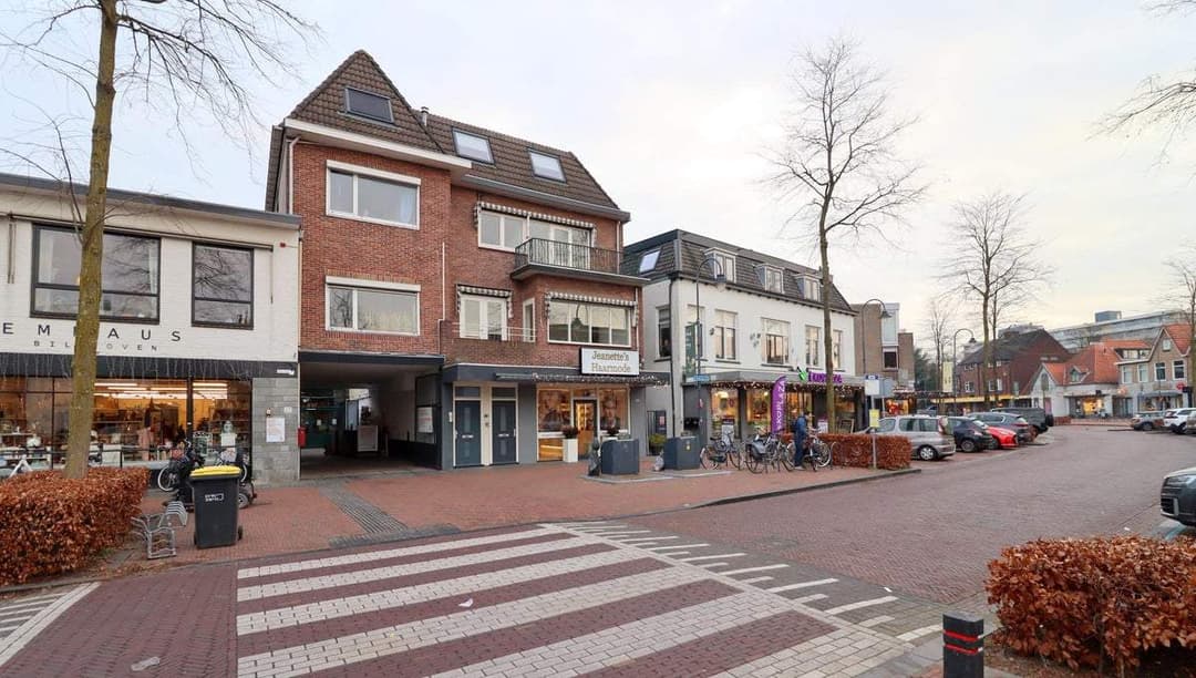 Flat Julianalaan 31, Bilthoven - Te Huur