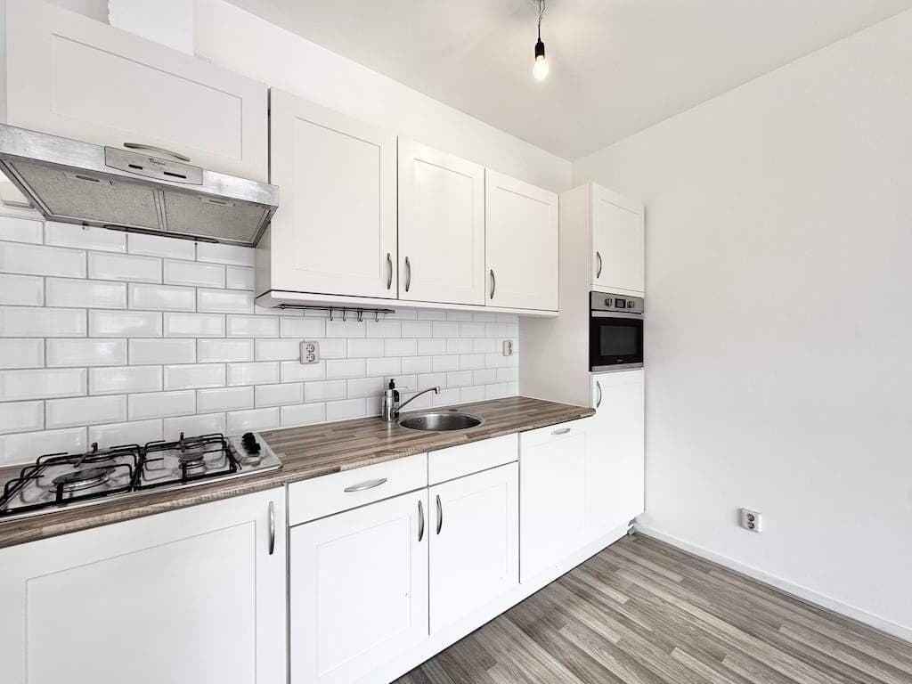 Appartement Admiraal de Ruijterweg 316-D, Amsterdam - Te Huur