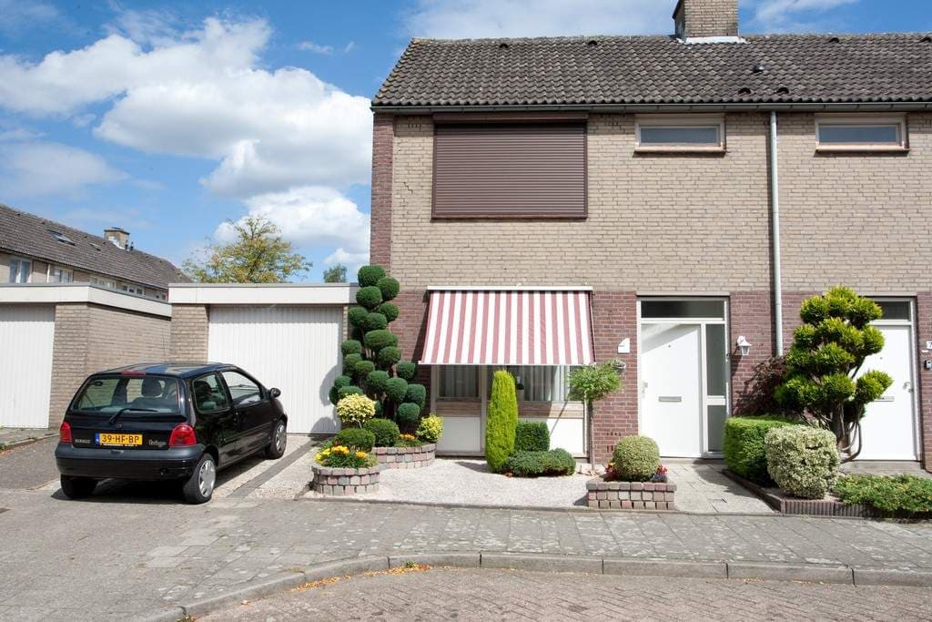 Doppelhaushälfte Lareshof 17, Maastricht - Zur Miete