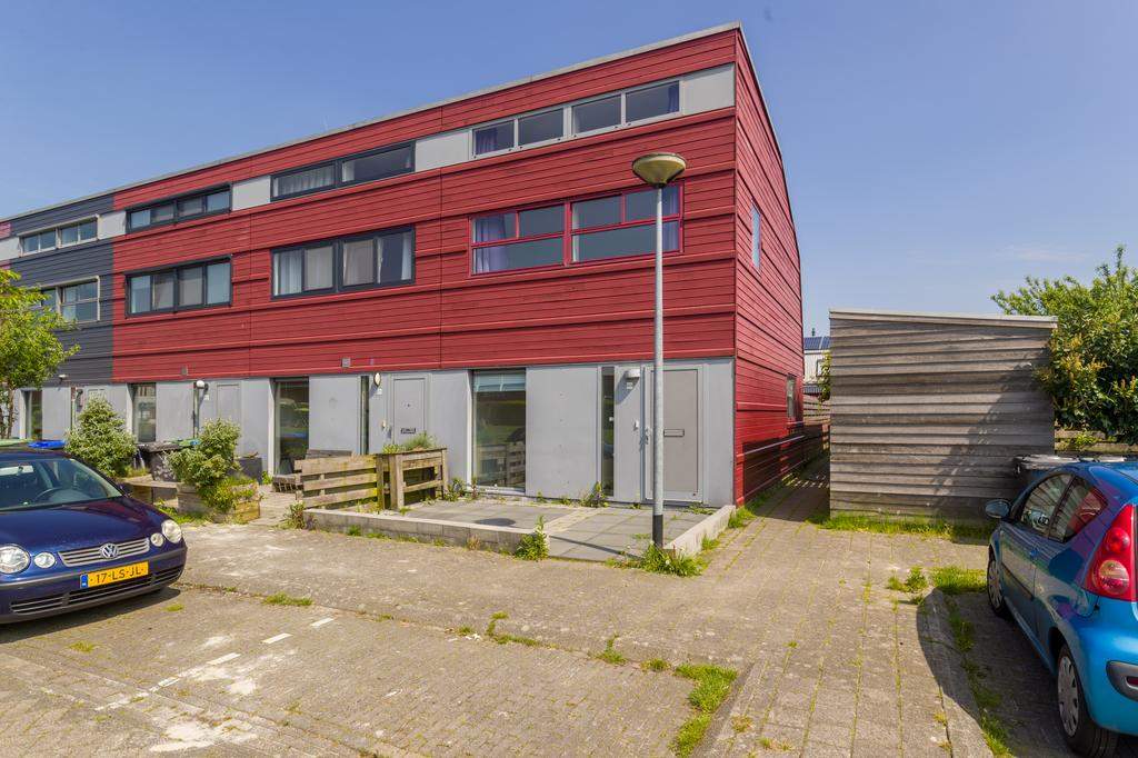 Moderne Hoekwoning in Ruischerwaard, Groningen - Te Huur