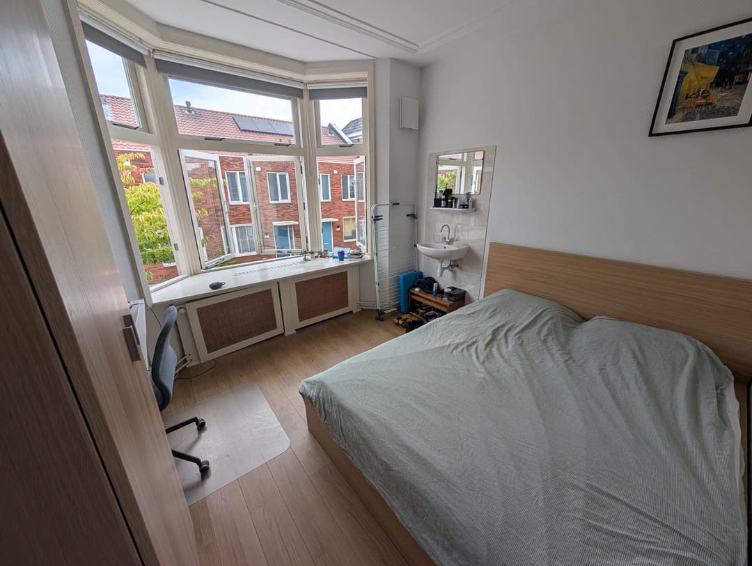 Chambre meublée Kloosterkade, Delft - À louer