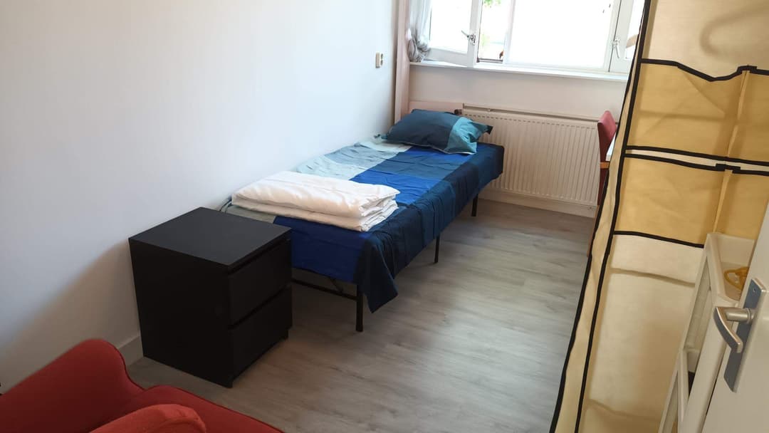 Gemeubileerde Kamer Zwaluwstraat, Amsterdam - Te Huur