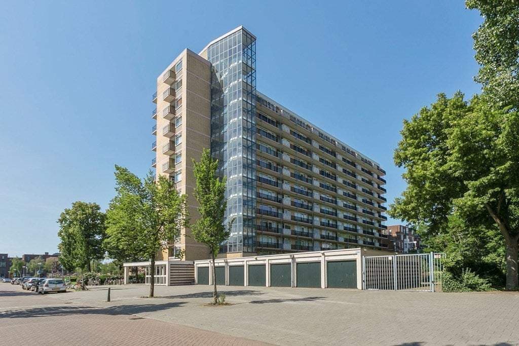 Flat Robert Baeldestraat, Rotterdam - For Rent