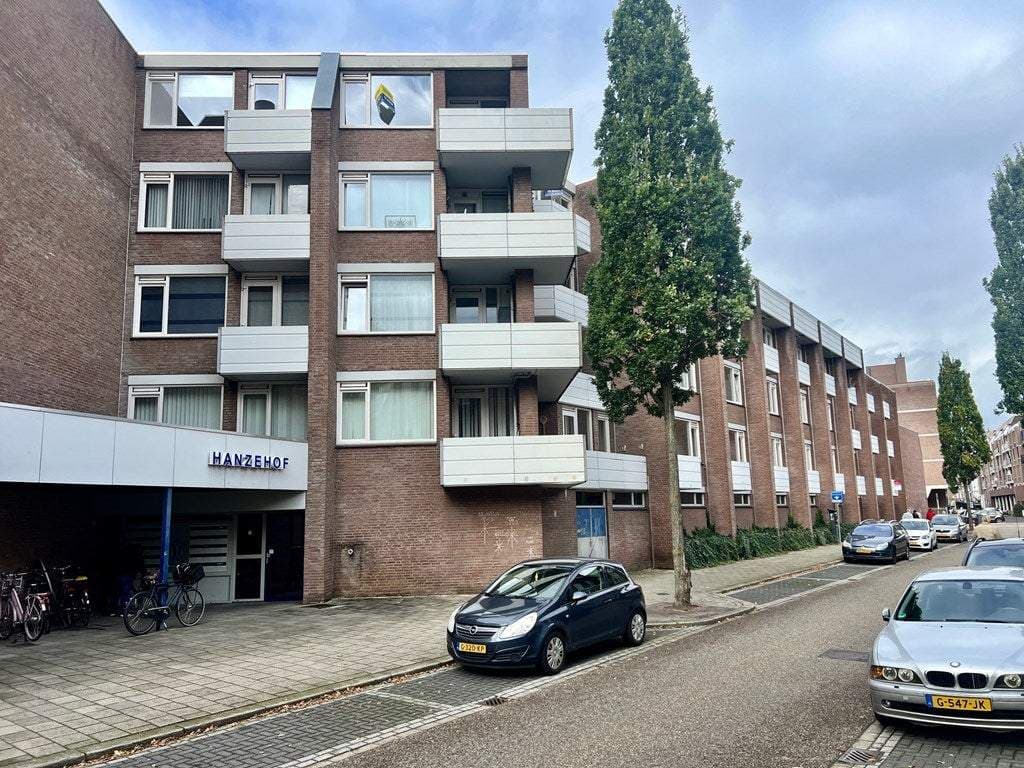 Flat Mariagardestraat 323, Roermond - For Rent