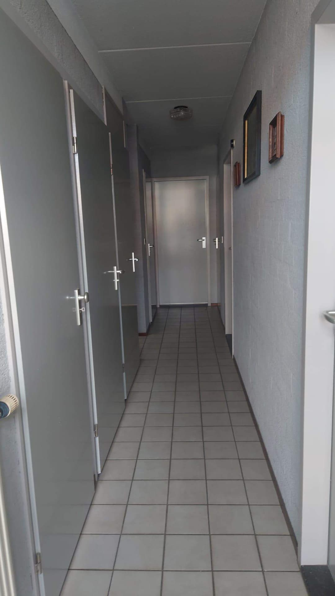 Unfurnished Room for Rent - Marktstraat, Boxmeer