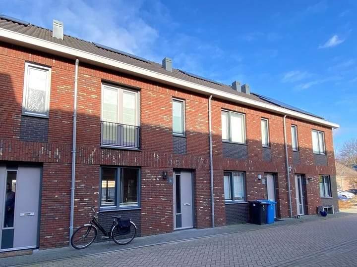 Family House, Lambrecht van Linschotenstraat, Delft - For Rent