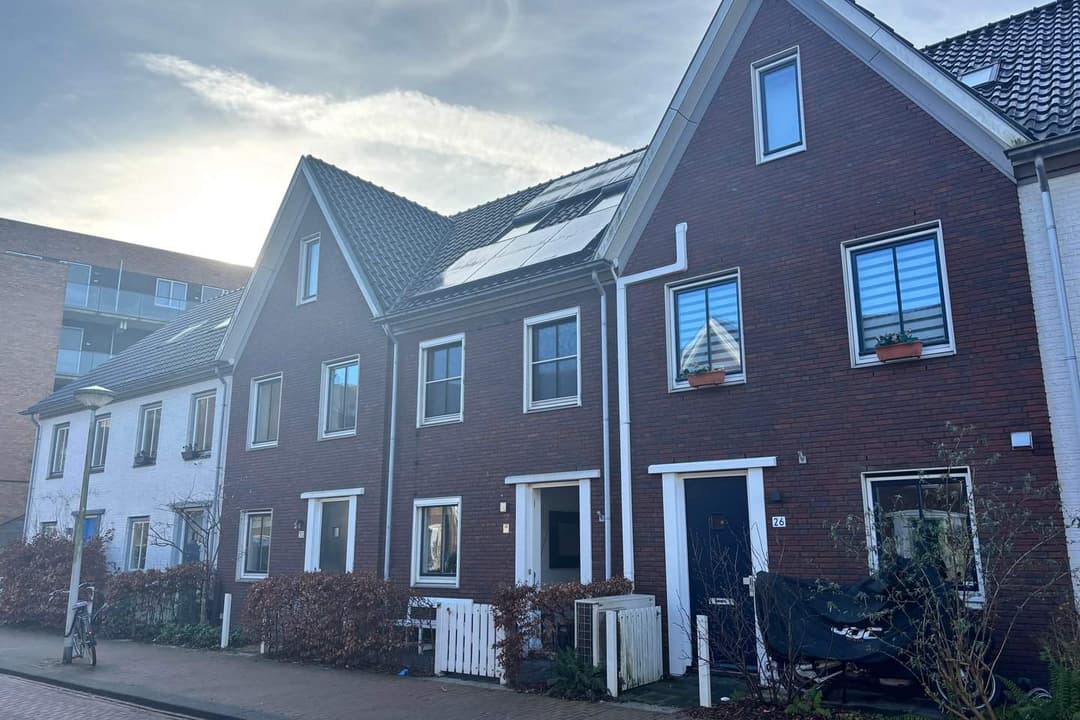 Family House in Elzenhagen-Noord, Amsterdam - For Rent