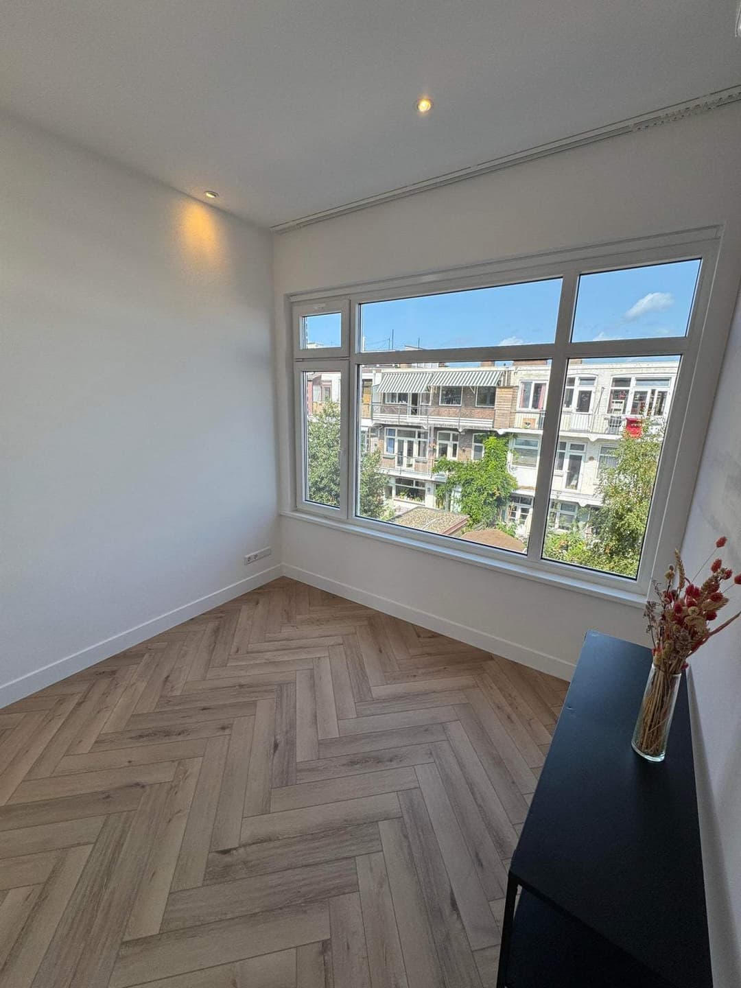 Wingerdstraat 67, Den Haag — Wohnung im Obergeschoss