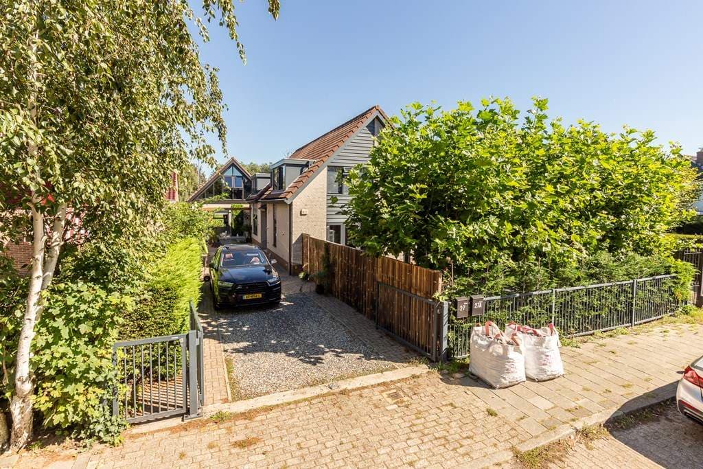 Maison à Louer Oude Kruisweg, Cruquius - 3 Pièces, 180m²