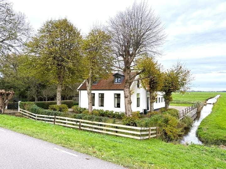 Farmhouse at Rondehoep West, Ouderkerk aan de Amstel - For Rent