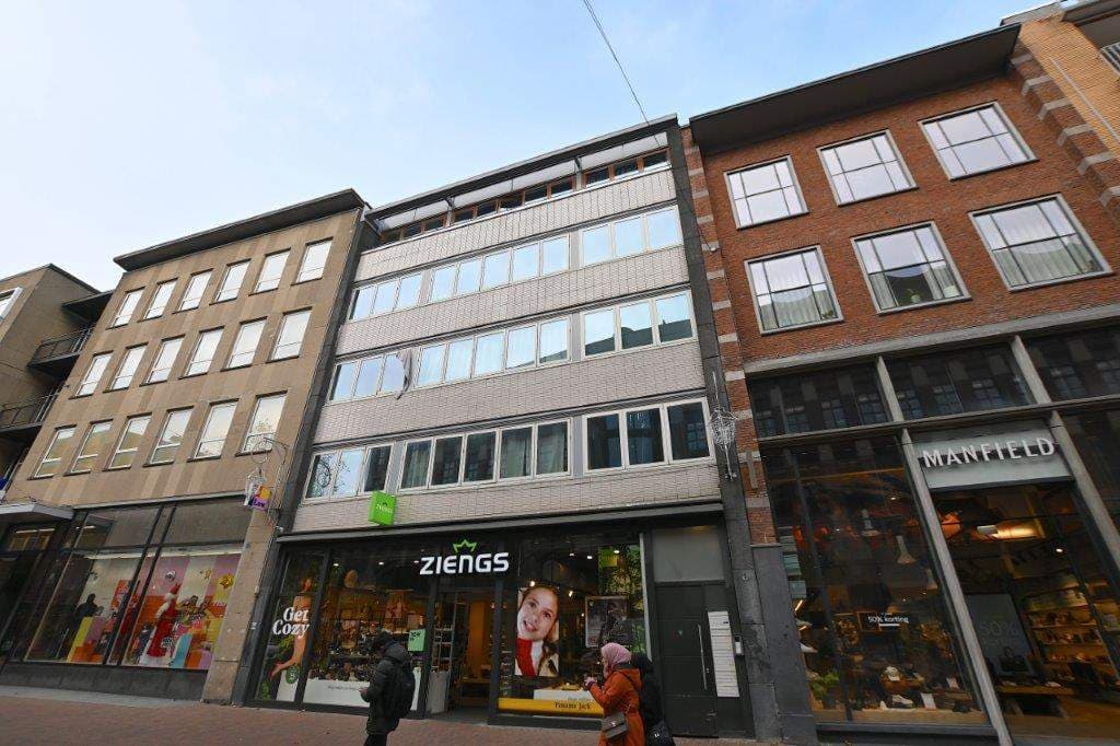 Ongemeubileerd appartement Grote Markt, Groningen - Te huur
